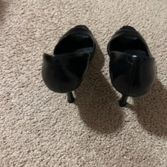 Women's Heels Open Toe Slip on Brand: Maripe Size 6M Upper Leather Heels 3 1/2" - Picture 3 of 4